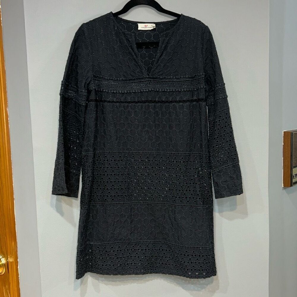 Vineyard Vines black‎ eyelet bell sleeve cover up dress size XS